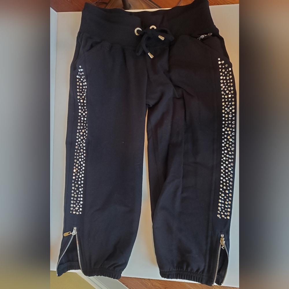 Bebe capri sparkle pants! Size small.